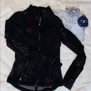 Lululemon snug fit jacket